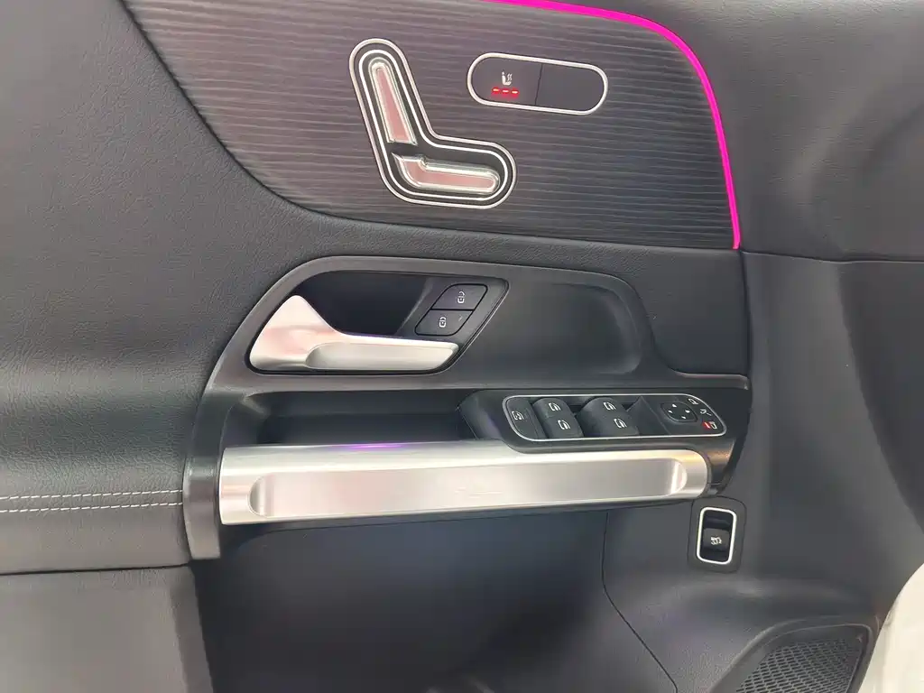 Mercedes-Benz GLB 2022 GLB 220 4MATIC купить на сайте DeffCars