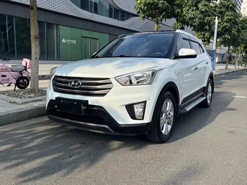 Beijing Hyundai ix25 2015 1.6L automatic two-wheel drive intelligent GLS купить на сайте DeffCars