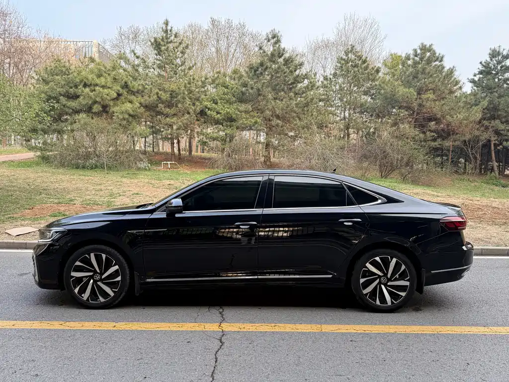 Passat 2023 facelift 330TSI Star Elite Edition купить на сайте DeffCars