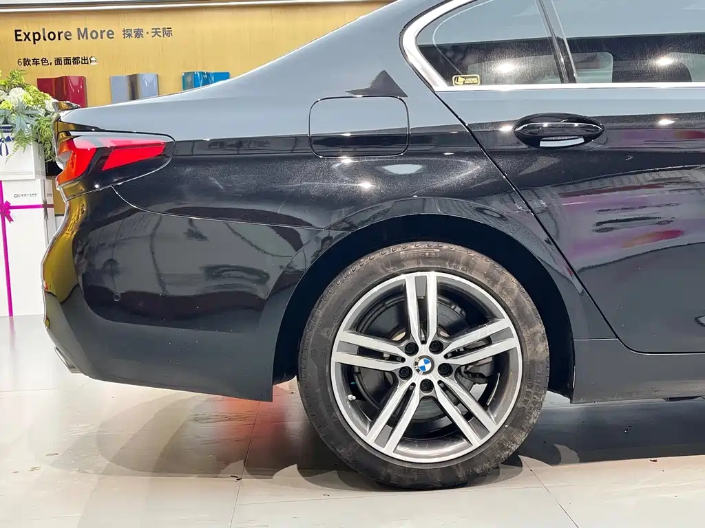 BMW 5 Series 2021 530Li Leading Luxury Package купить на сайте DeffCars