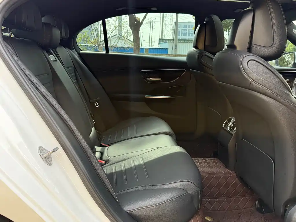 Mercedes-Benz C-Class 2023 C 200 L Sports Edition купить на сайте DeffCars