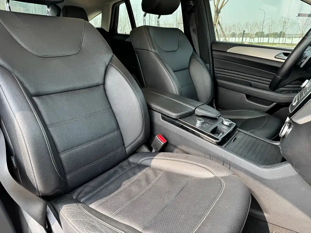 Mercedes-Benz GLE Coupe 2015 GLE 320 4MATIC Coupe SUV купить на сайте DeffCars
