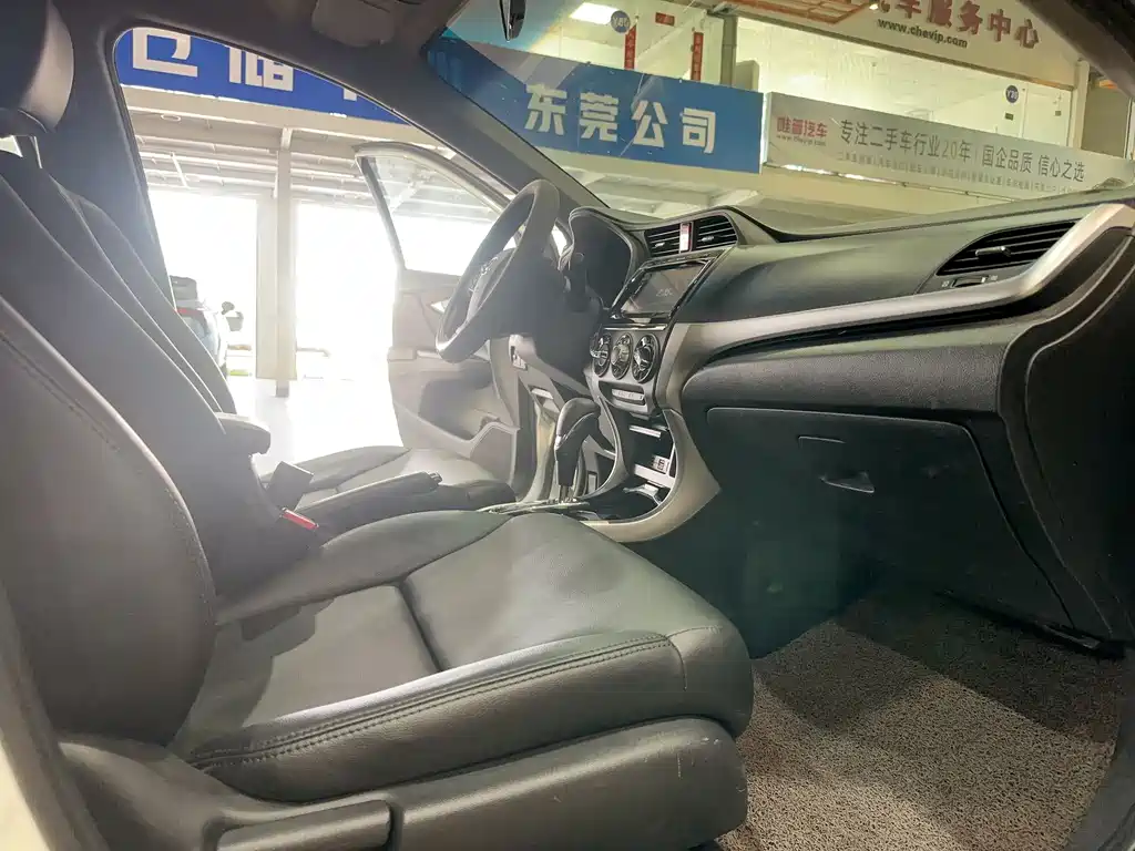 Lingpai 2016 1.8L CVT Deluxe Edition купить на сайте DeffCars