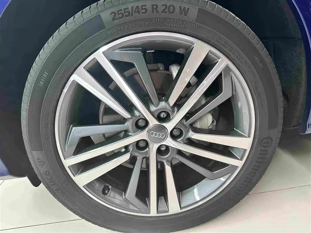 Audi Q5L 2020 45 TFSI exclusive sports model купить на сайте DeffCars