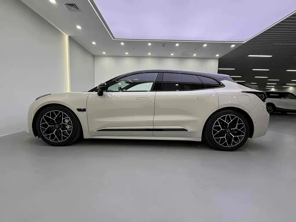 Jikrypton 001 2025 YOU version 100kWh four-wheel drive купить на сайте DeffCars