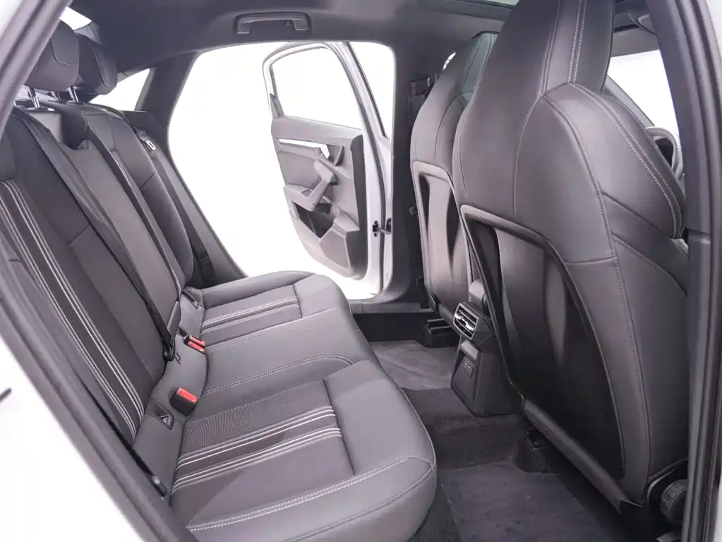 Audi A3 2024 A3L Limousine 35 TFSI Fashionable and Sporty купить на сайте DeffCars