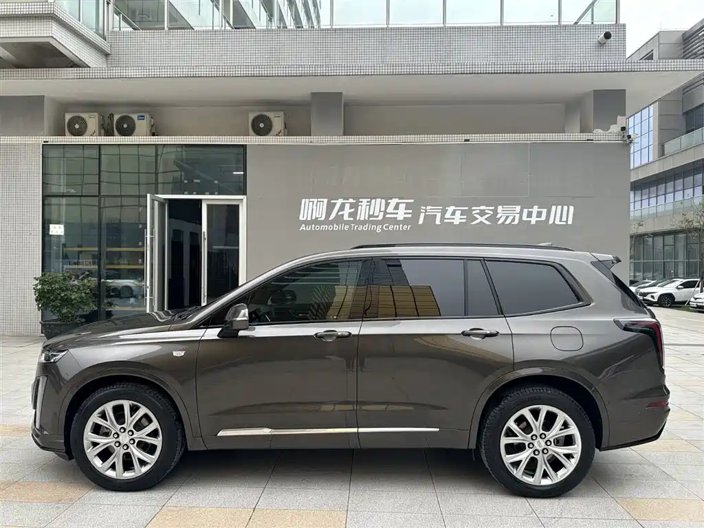 Cadillac XT6 2020 28T six-seat four-wheel drive luxury sports model купить на сайте DeffCars