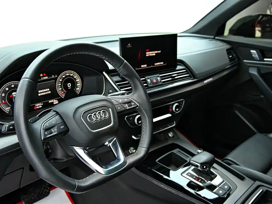 Audi Q5L 2023 40T luxury and dynamic model купить на сайте DeffCars