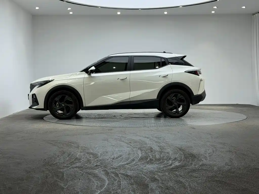 Trumpchi GS3 2023 Shadow Speed ​​270T Premium Edition купить на сайте DeffCars