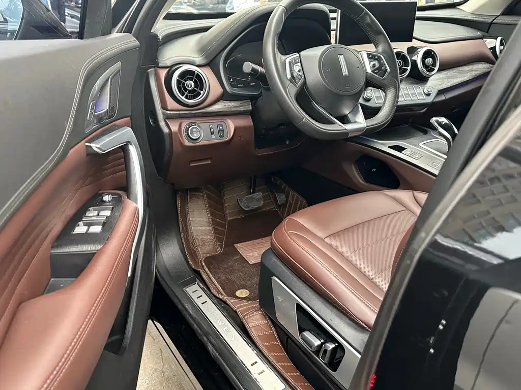 Wei brand VV7 2020 2.0T luxury model купить на сайте DeffCars