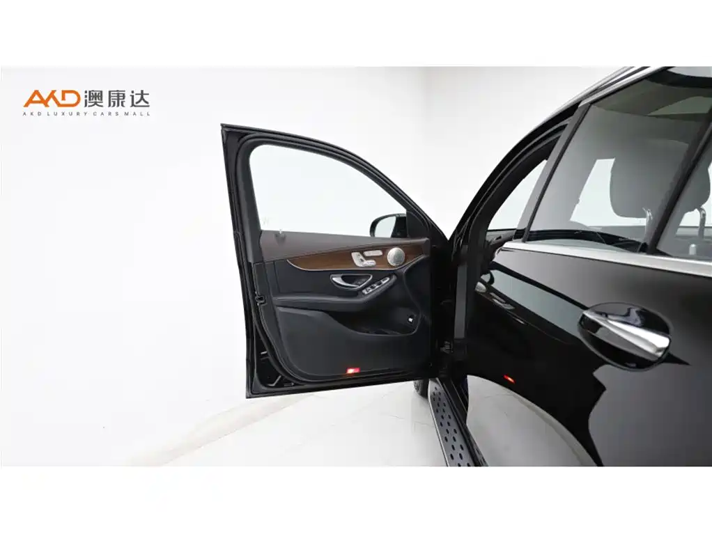 Mercedes-Benz GLC300L/2.0T/21 models/4MATIC dynamic type купить на сайте DeffCars