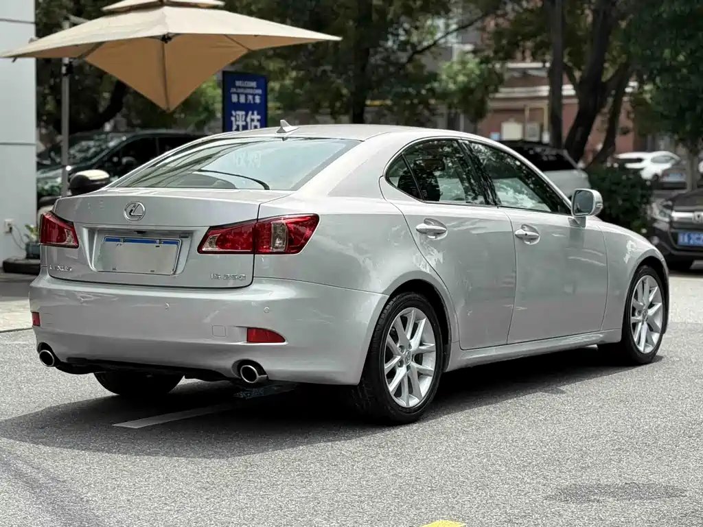 Lexus IS 2011 250 Dynamic Edition купить на сайте DeffCars