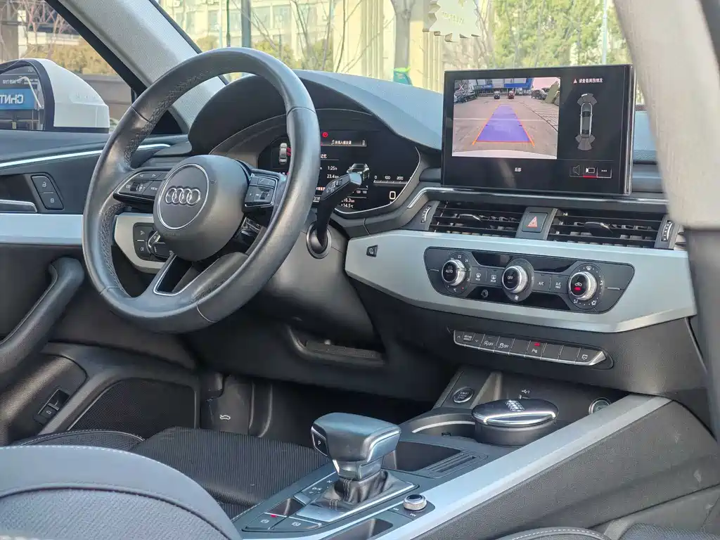 Audi A4L 2022 40 TFSI Fashionable and Dynamic купить на сайте DeffCars