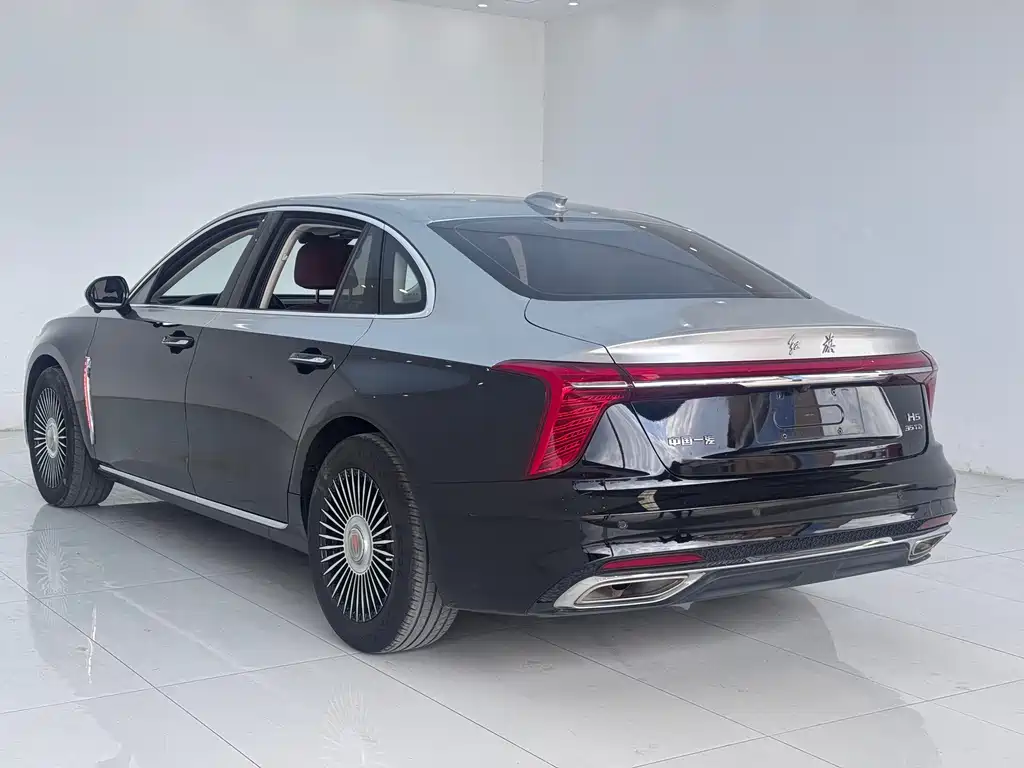 Hongqi H5 2023 1.5T DCT Zhilian Qiyue Edition купить на сайте DeffCars
