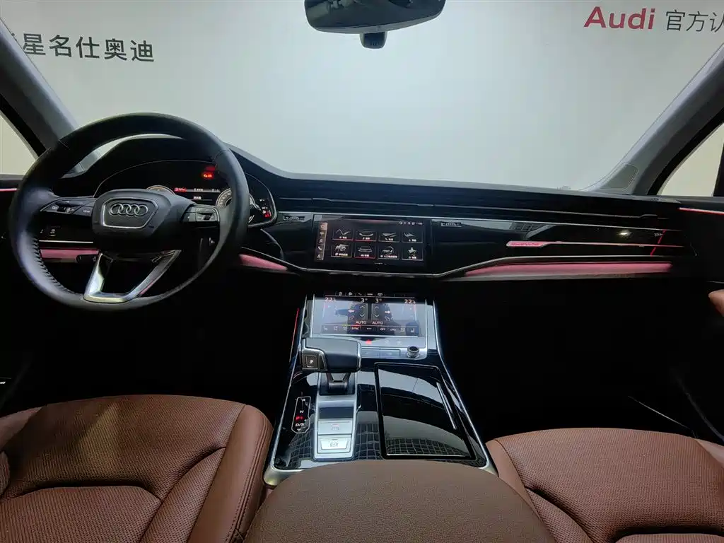 Audi Q7 2022 55 TFSI quattro S line sports купить на сайте DeffCars