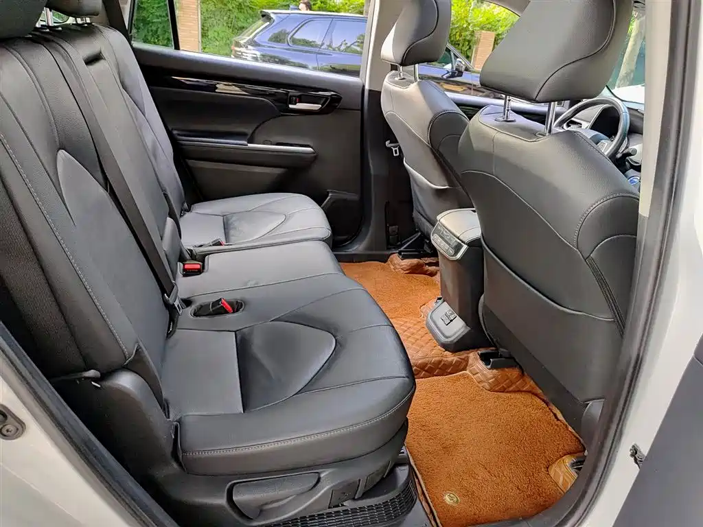 Highlander 2022 dual engine 2.5L four-wheel drive premium version 7 seats купить на сайте DeffCars