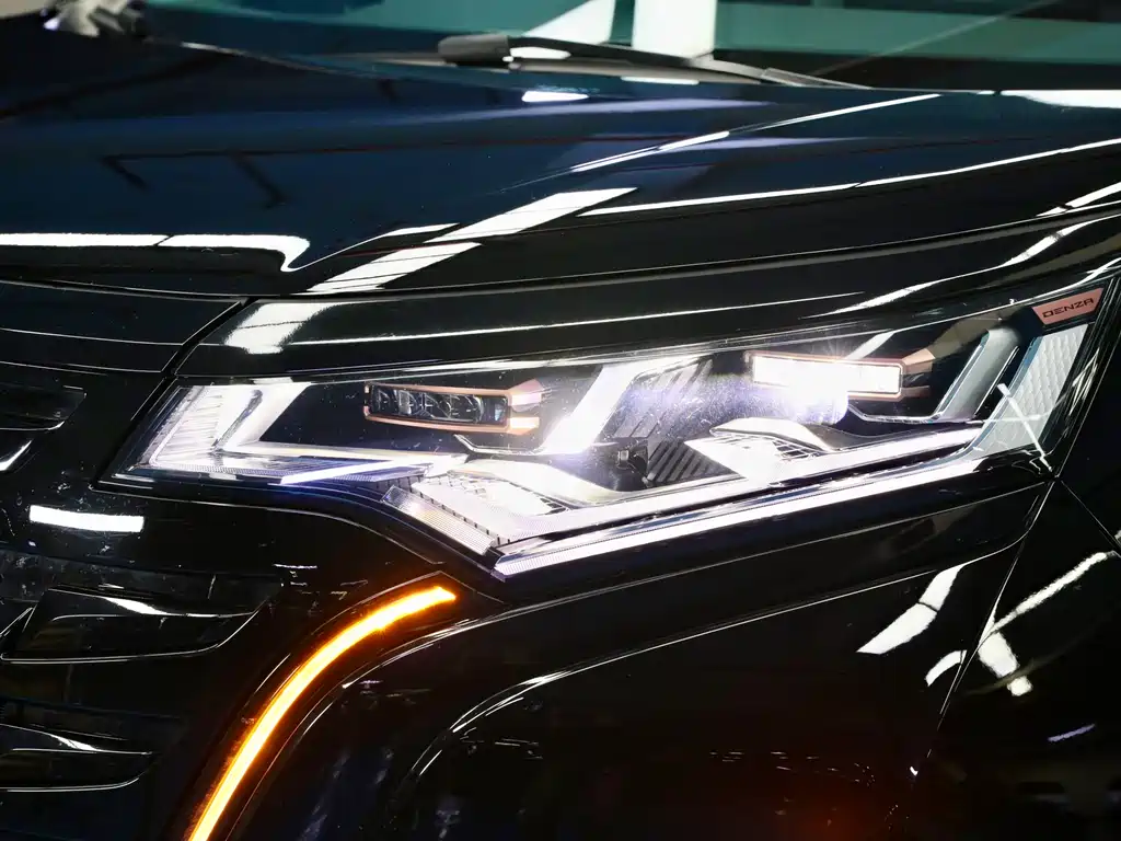 Denza D9 2022 DM-i 1040 Premium Type купить на сайте DeffCars