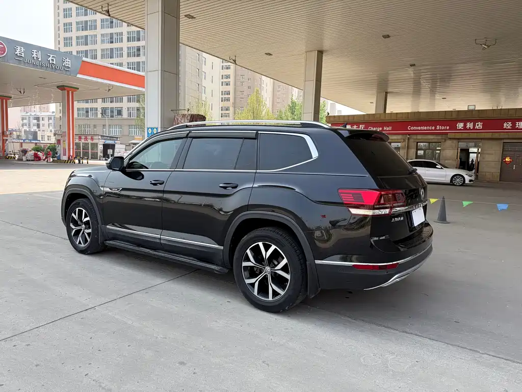 Touron 2019 380TSI four-wheel drive luxury version National VI купить на сайте DeffCars