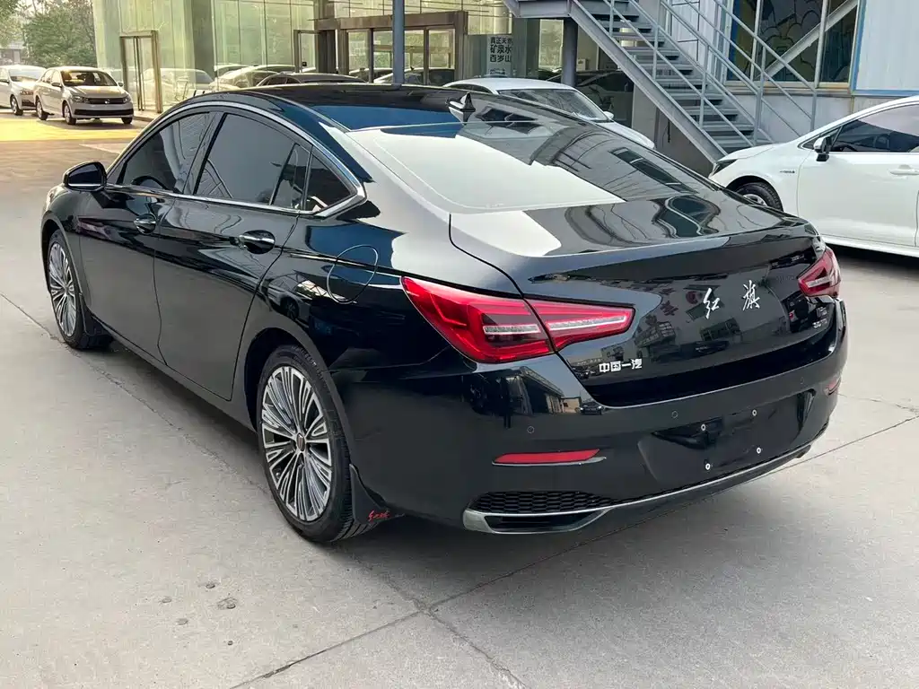 Hongqi H5 2022 classic model facelift 1.5T DCT flag rhyme version купить на сайте DeffCars