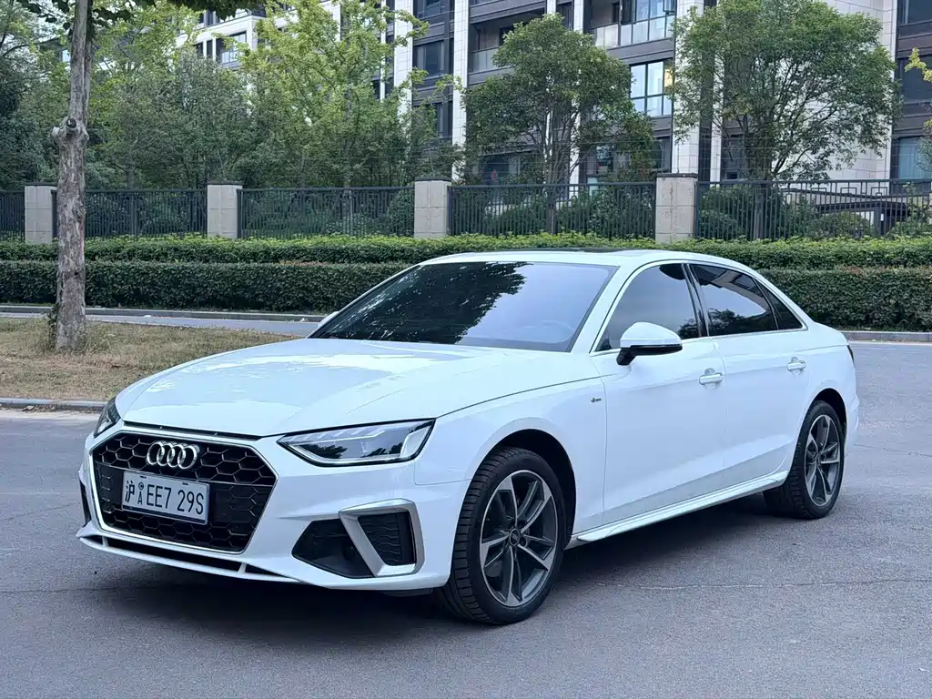 Audi A4L 2022 40 TFSI Fashionable and Dynamic купить на сайте DeffCars