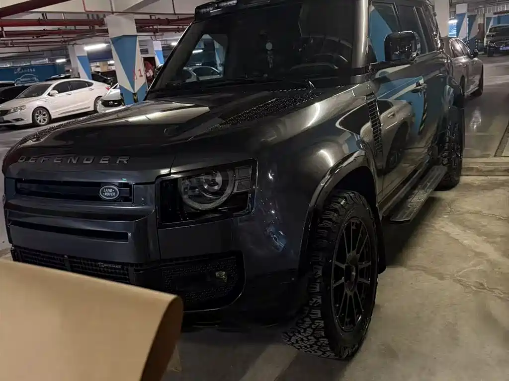 Land Rover Defender 2023 110 3.0T P400 X-DYNAMIC HSE купить на сайте DeffCars
