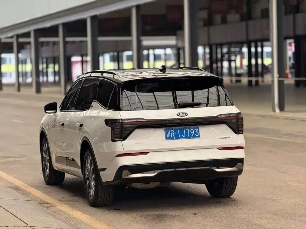 Ruijie 2023 Ruijie L 2.0T EcoBoost four-wheel drive seven-seat supreme model купить на сайте DeffCars