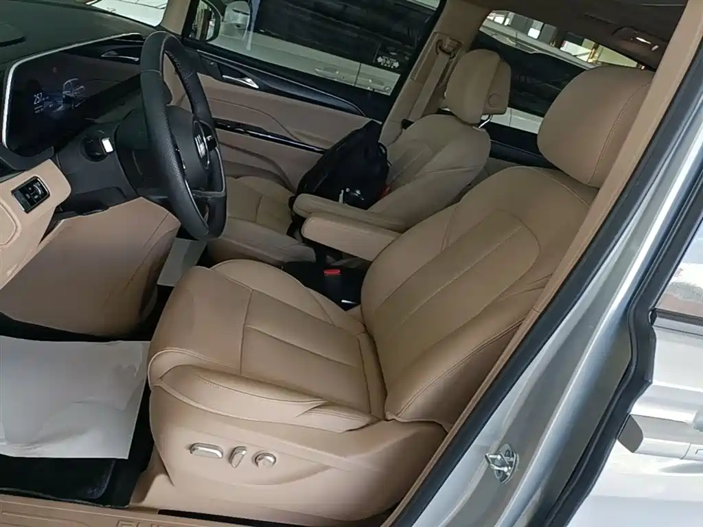 Buick GL8 New Energy 2025 Lushang Smart Edition купить на сайте DeffCars
