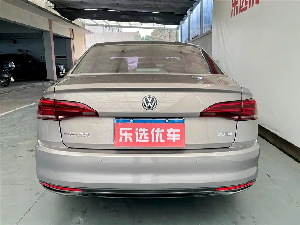 Bora 2019 facelift 1.5L automatic comfort model National VI купить на сайте DeffCars