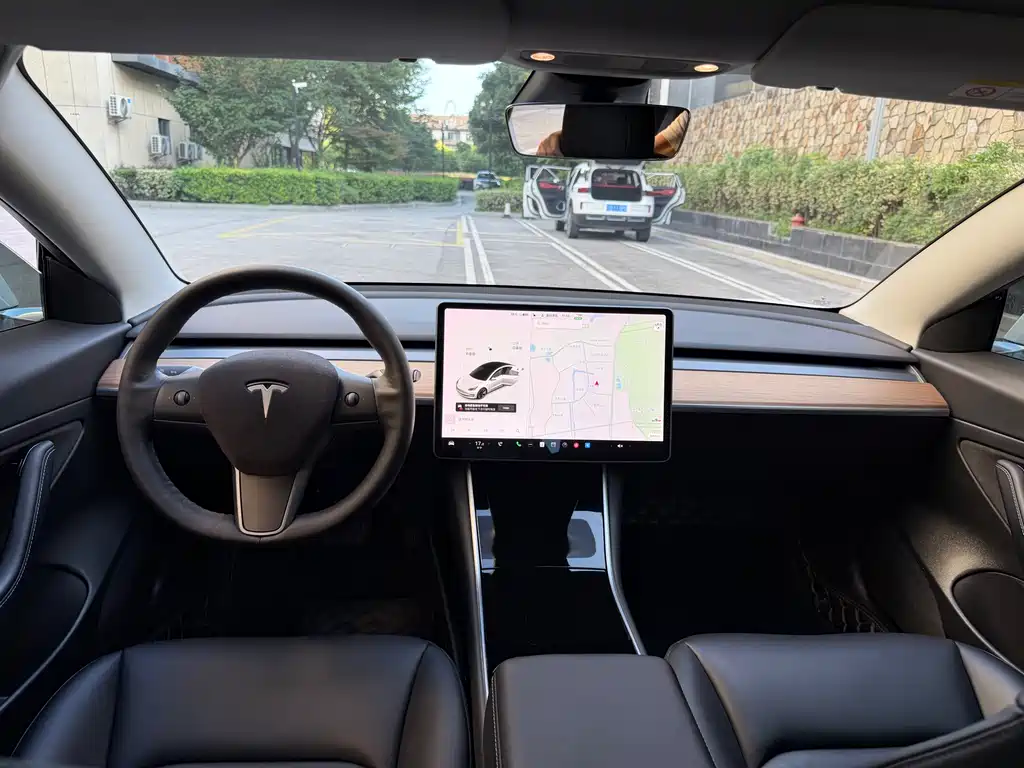 Model 3 2019 standard range rear drive upgraded version купить на сайте DeffCars