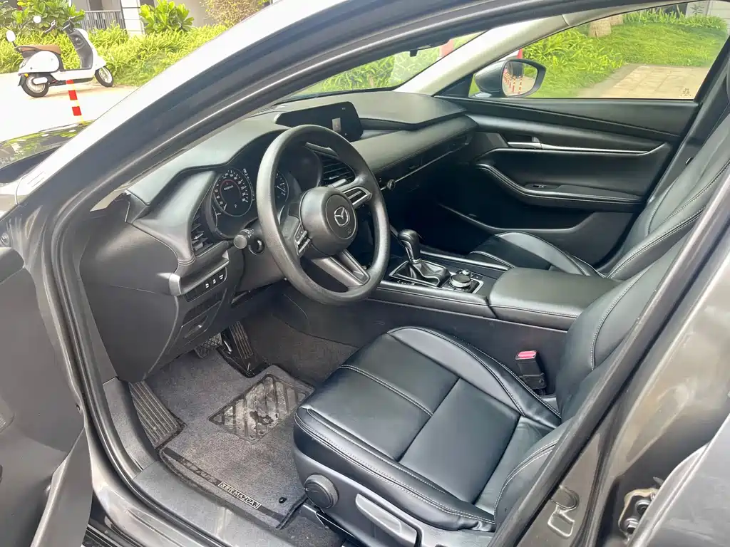 Mazda3 Angkesela 2021 2.0L automatic quality version купить на сайте DeffCars