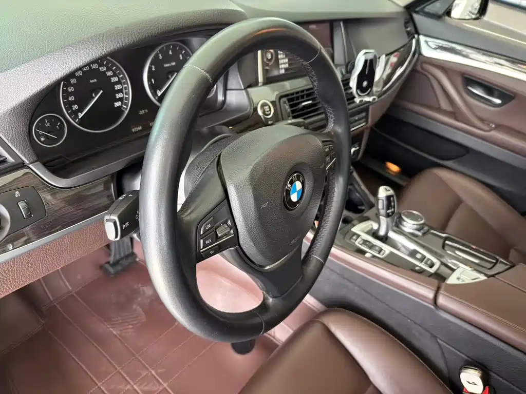 BMW 5 Series 2014 525Li Luxury Design Package купить на сайте DeffCars