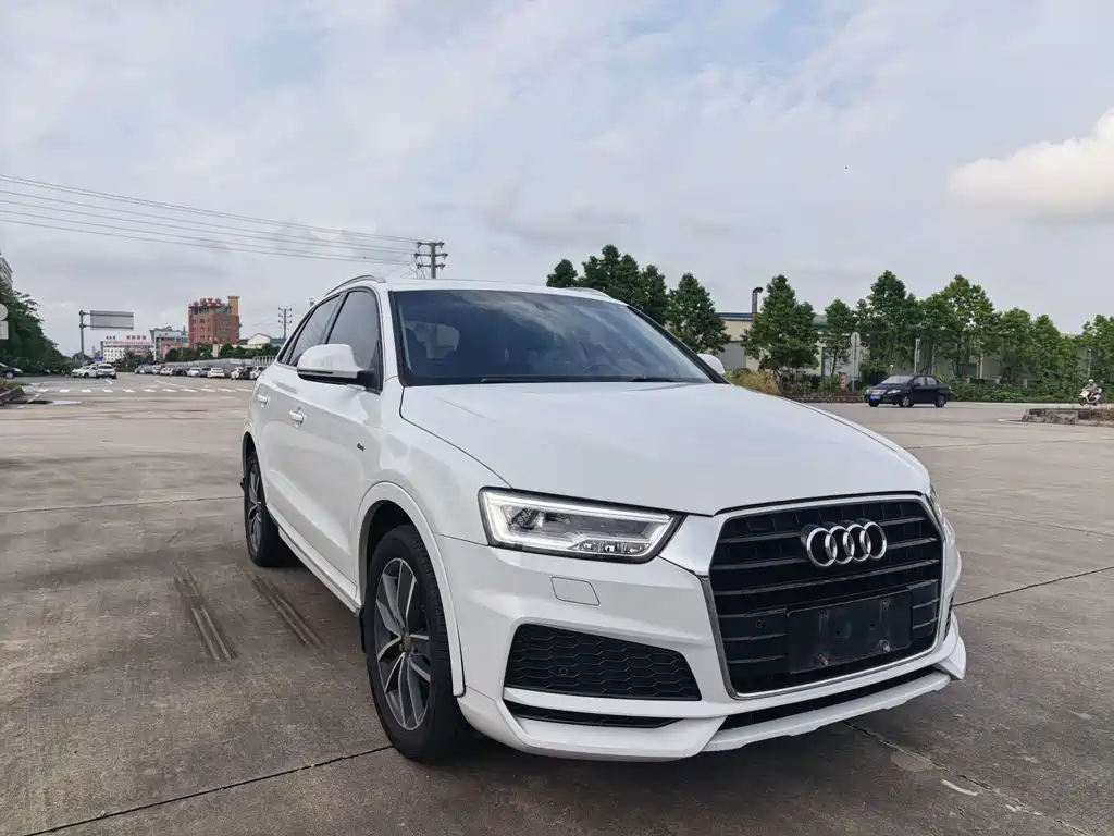 Audi Q3 2018款 30 TFSI 时尚型典藏版 купить на сайте DeffCars