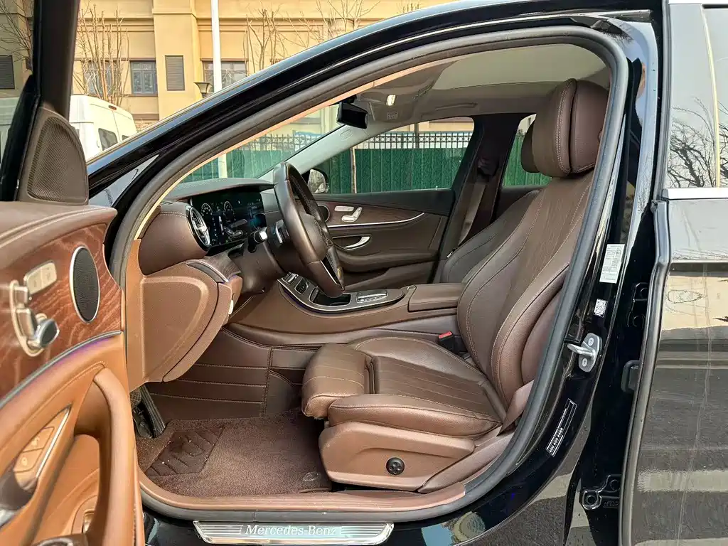 Mercedes-Benz E-Class New Energy 2022 Model 2 E 350 e L plug-in hybrid sedan купить на сайте DeffCars