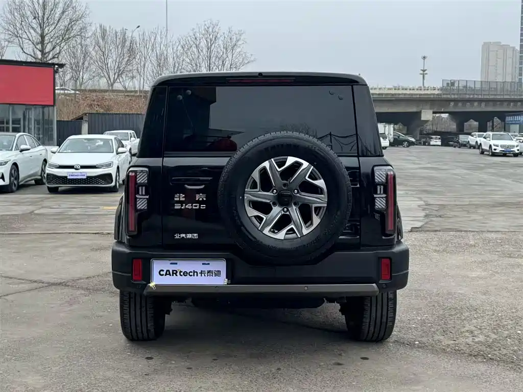 Beijing Off-Road BJ40 2024 2.0T New City Hunter Edition Knight Type купить на сайте DeffCars