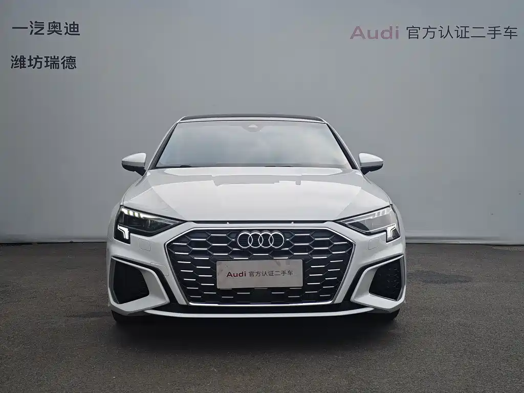 Audi A3 2024 Sportback 35 TFSI stylish and sporty купить на сайте DeffCars