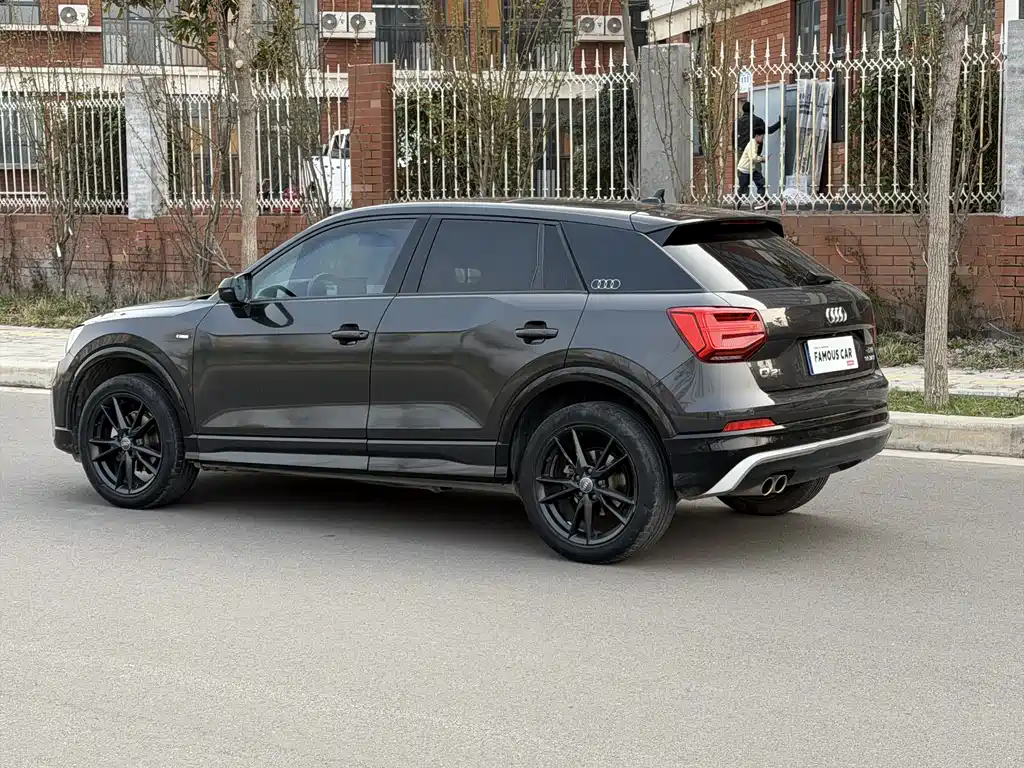 Audi Q2L 2018 35 TFSI Fashionable and Dynamic National VI купить на сайте DeffCars