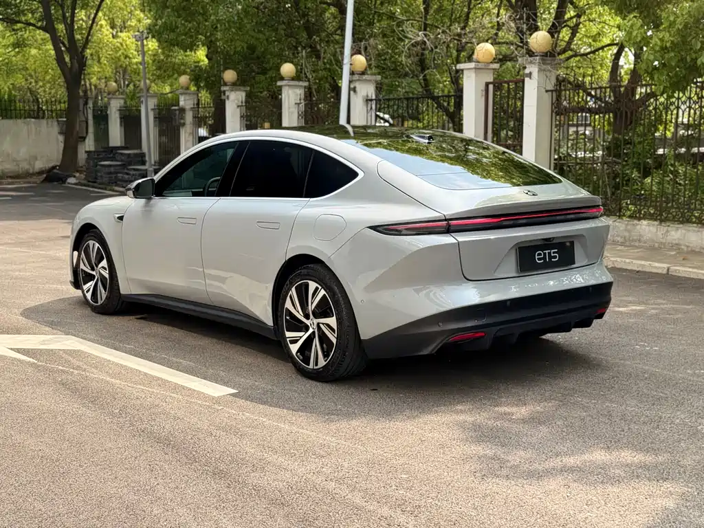 NIO ET5 2022 model 75kWh купить на сайте DeffCars