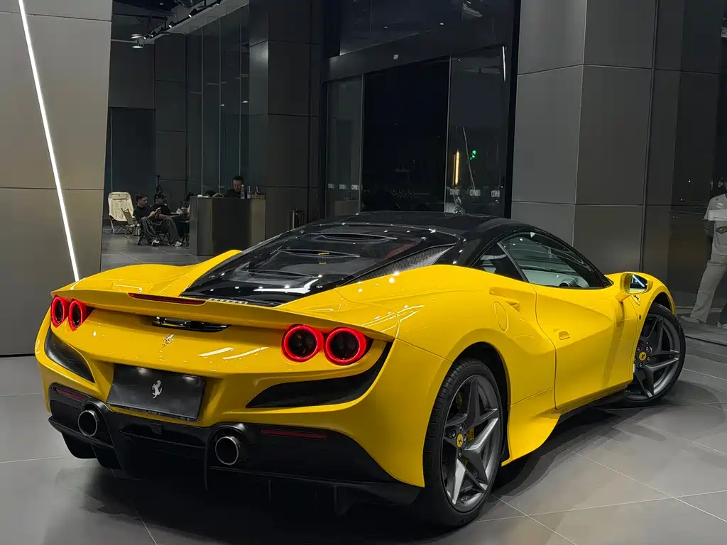 Ferrari F8 2019 Tributo 3.9T V8 купить на сайте DeffCars