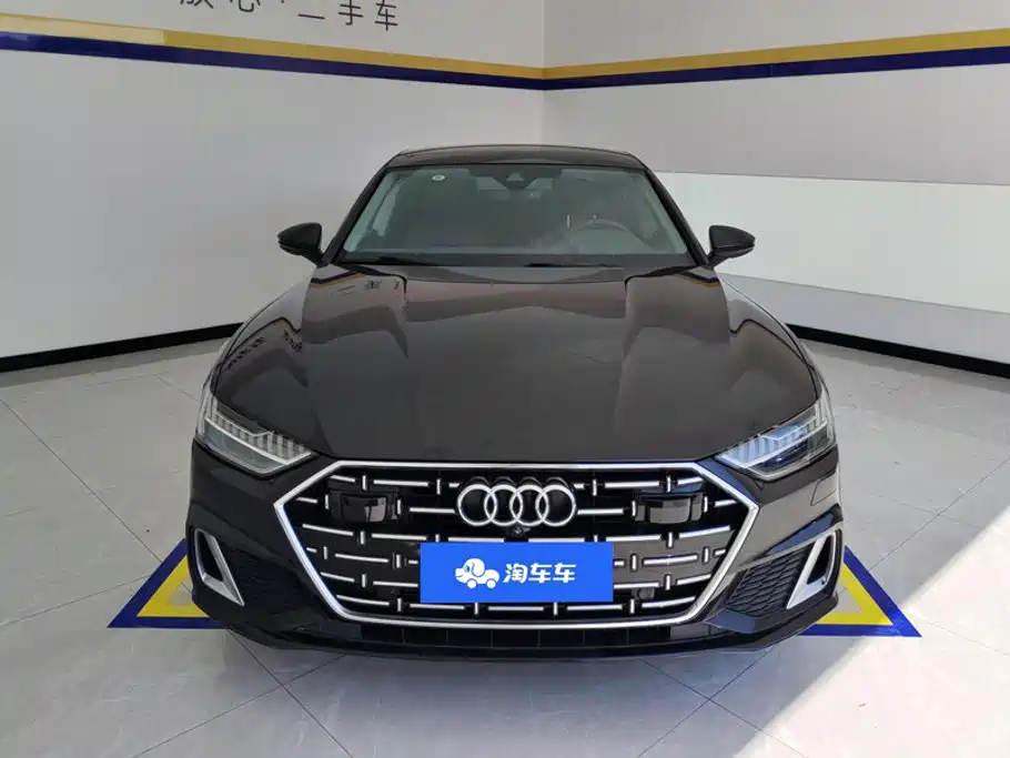 Audi A7L 2024 45TFSI S-line Dream Building Liquid Crystal Package купить на сайте DeffCars