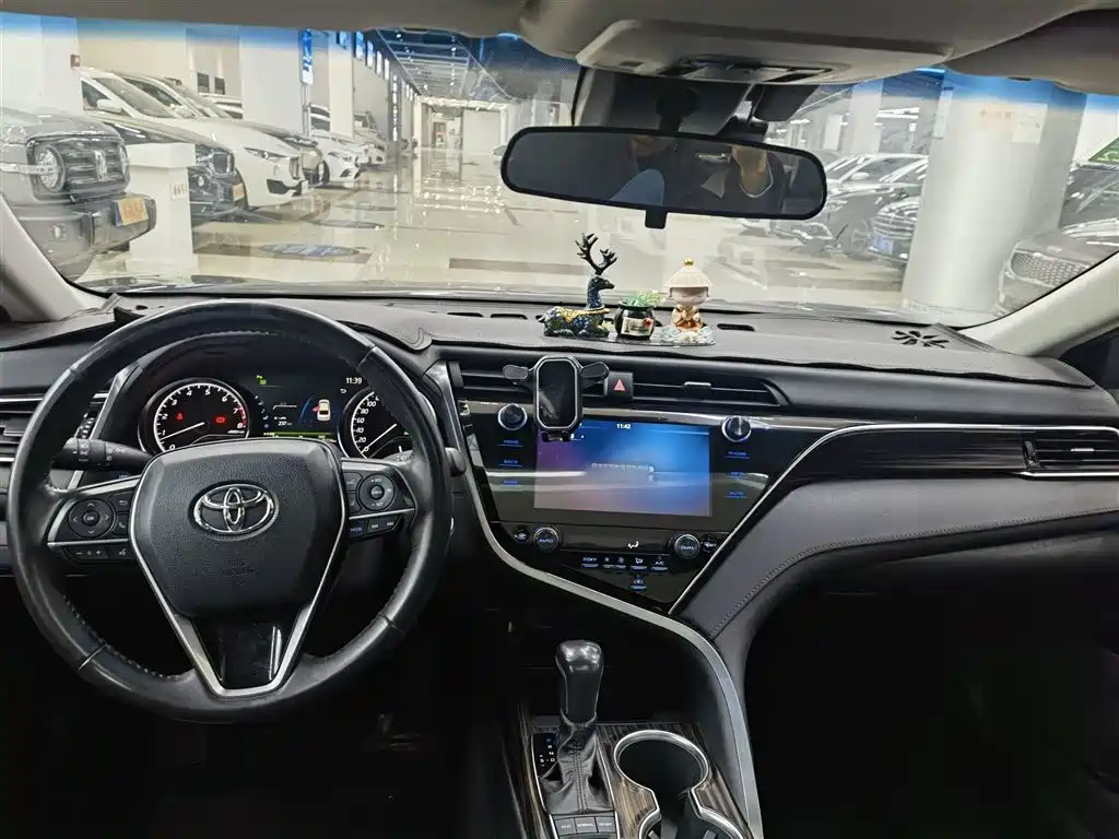 Camry 2019 facelift 2.5G Deluxe Edition купить на сайте DeffCars