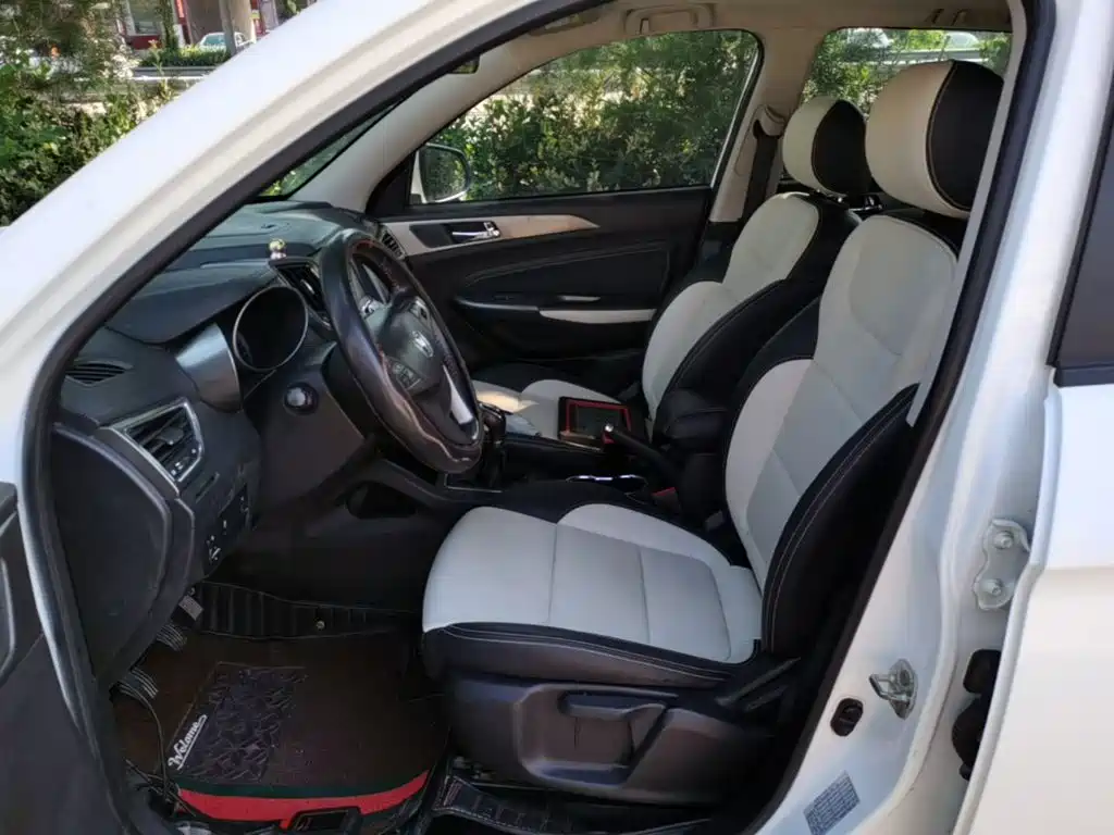 Changan CS35 2017 1.6L manual luxury model купить на сайте DeffCars