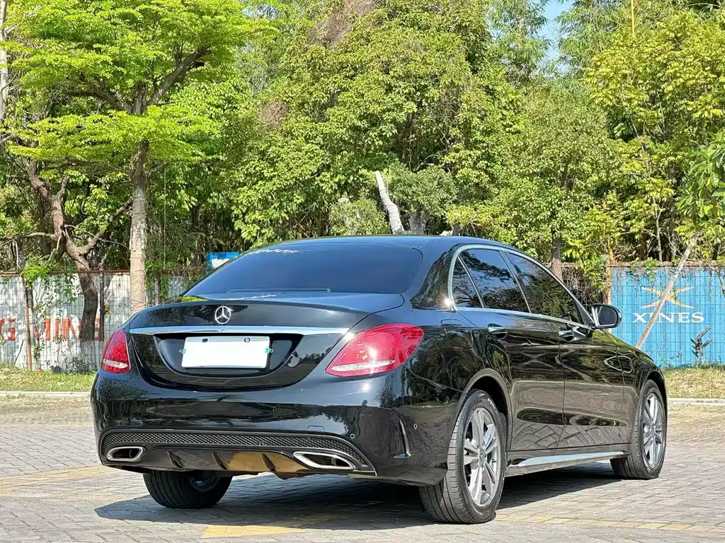 Mercedes-Benz C-Class 2017 C 200 L Sports Edition купить на сайте DeffCars