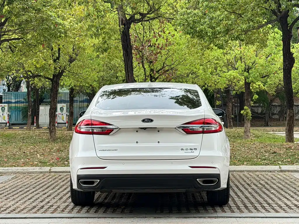 Mondeo 2020 EcoBoost 180 Luxury купить на сайте DeffCars