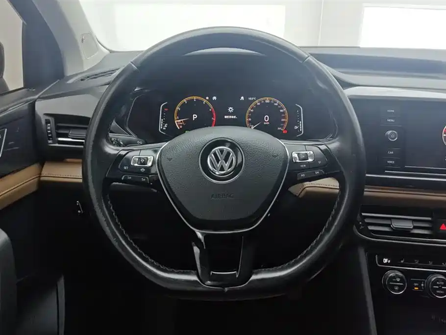 Tuyue 2019 330TSI four-wheel drive flagship version National VI купить на сайте DeffCars