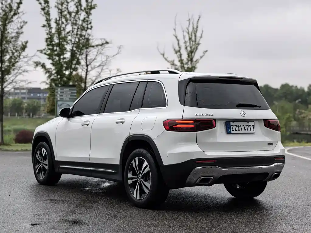 Mercedes-Benz GLB 2024 facelift GLB 200 dynamic version купить на сайте DeffCars