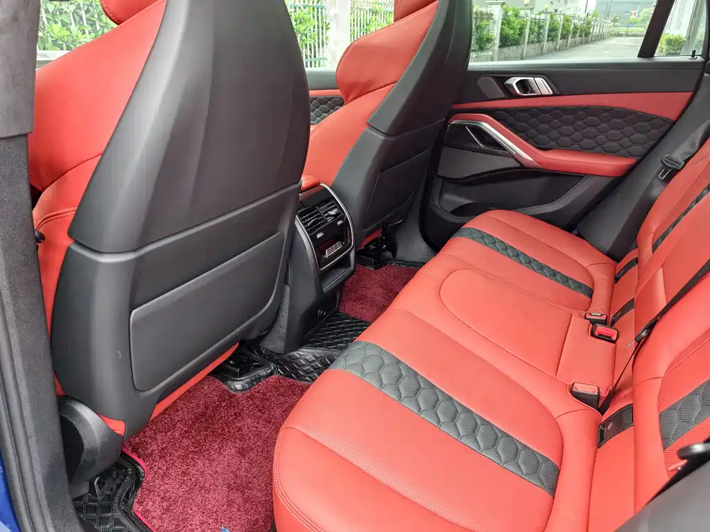 BMW X6 M 2022 X6 M купить на сайте DeffCars