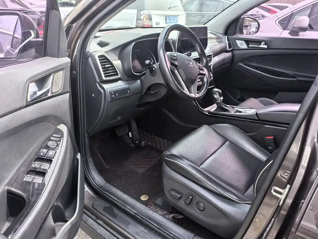 Tucson 2019 280TGDi dual-clutch two-wheel drive fashion version National V купить на сайте DeffCars