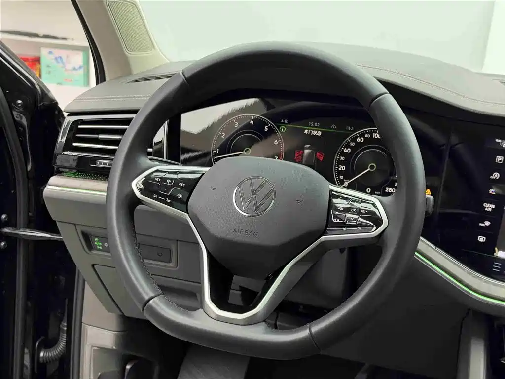 Touareg 2023 3.0TSI Ruixiang Edition Classic Sports Package купить на сайте DeffCars