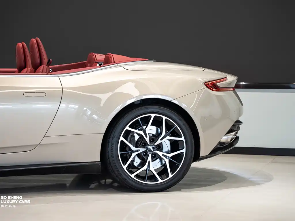 Aston Martin DB11 2019 4.0T V8 Volante купить на сайте DeffCars