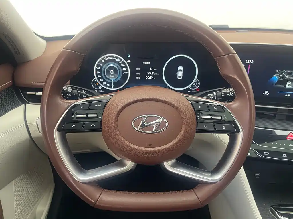 Mingtu 2021 1.8L CVT LUX Premium Edition купить на сайте DeffCars